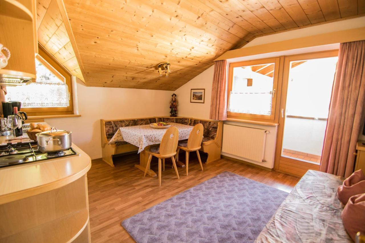 Ferienwohnung Cesa Sara St. Ulrich in Gröden Exterior foto