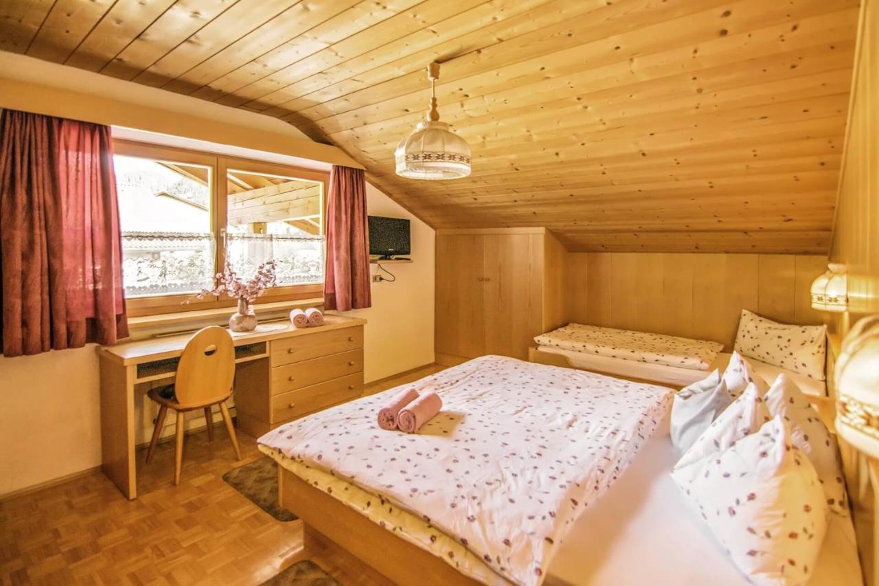 Ferienwohnung Cesa Sara St. Ulrich in Gröden Exterior foto